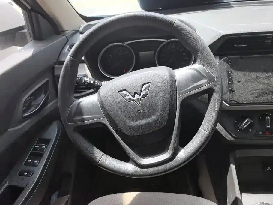 Wuling Hongguang 2018 1.5L S Standard L2B — миниатюра 15