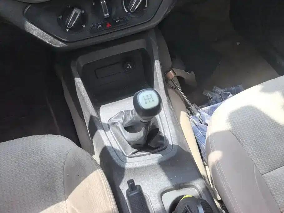 Wuling Hongguang 2018 1.5L S Standard L2B — миниатюра 16