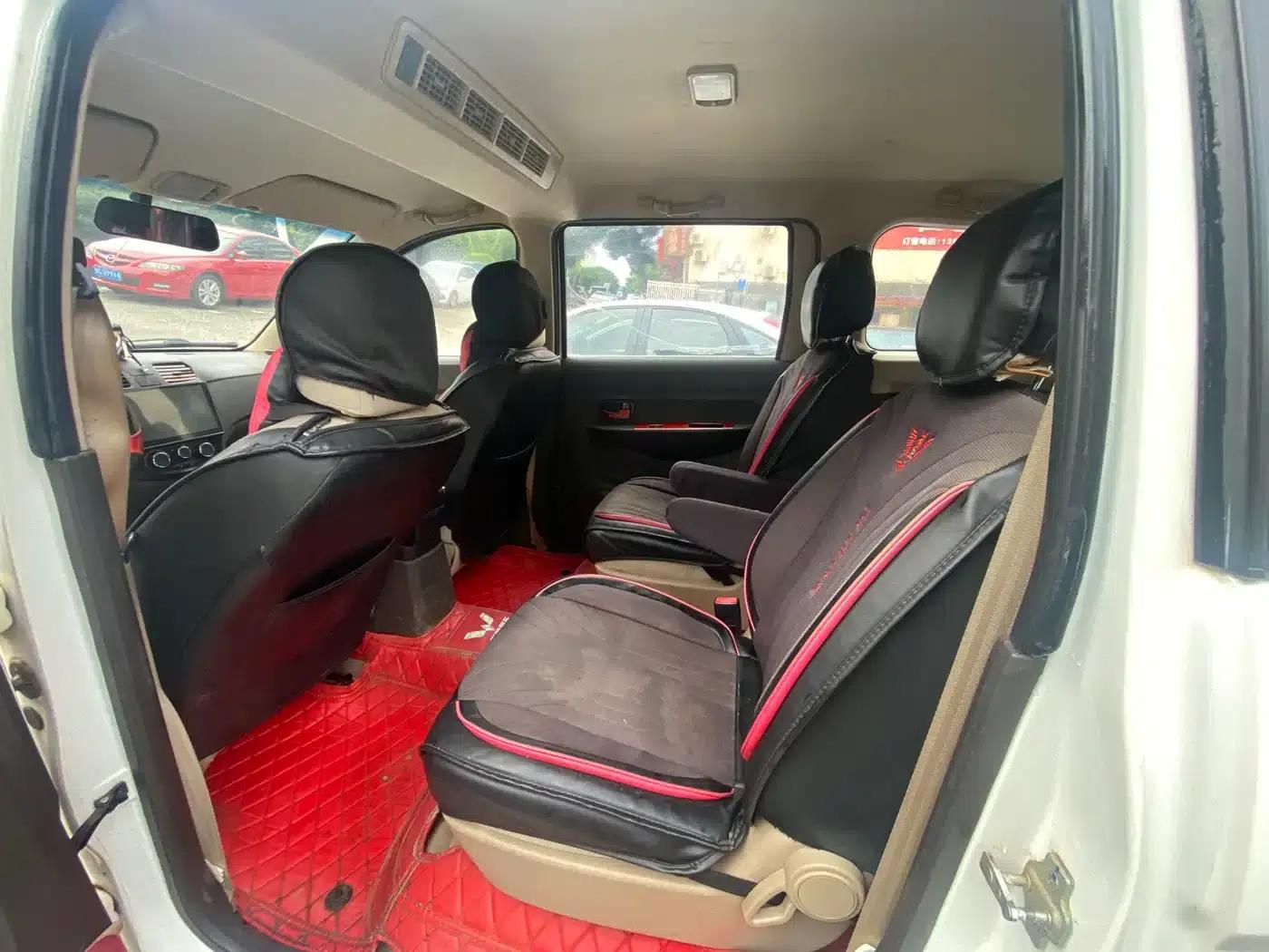 Wuling Hongguang 2016 1.5L S Comfort Model — миниатюра 11