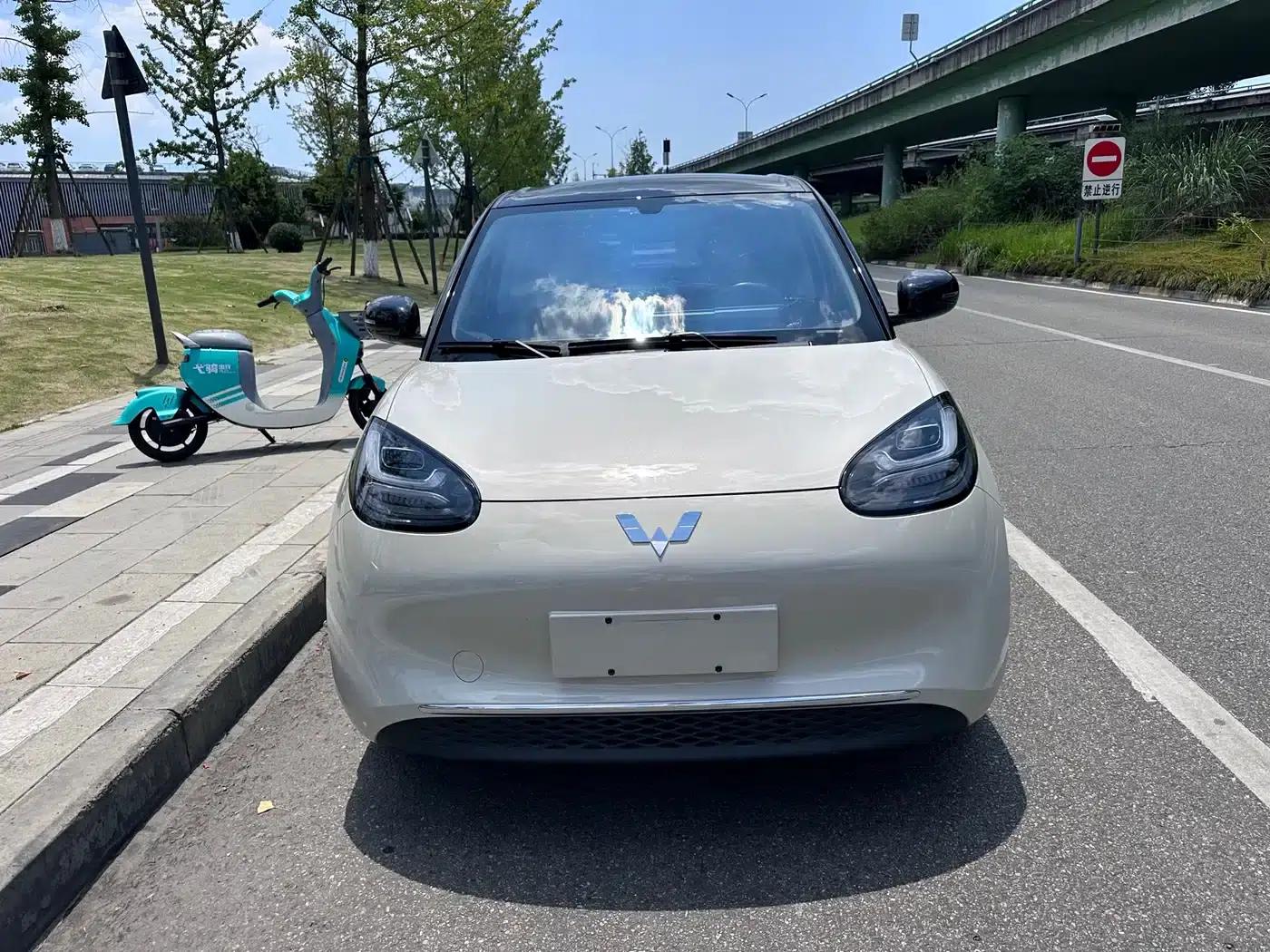 Wuling Bingo 2025 Model, 333km Range, Lingxi Connected Edition — миниатюра 2