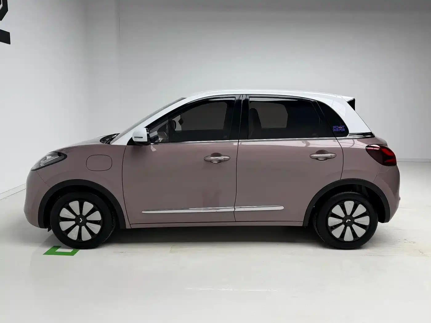 Wuling Bingo 2023 Model, 333km Range, Lingxi Connectivity+ Model — миниатюра 9