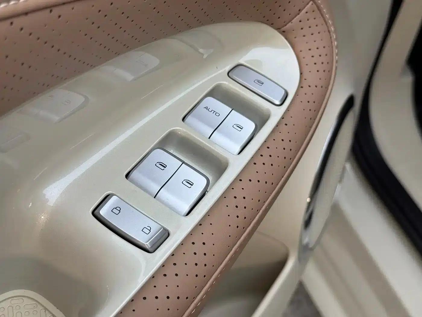Wuling Bingo 2023 Model, 333km Range, Enjoy Edition — миниатюра 9