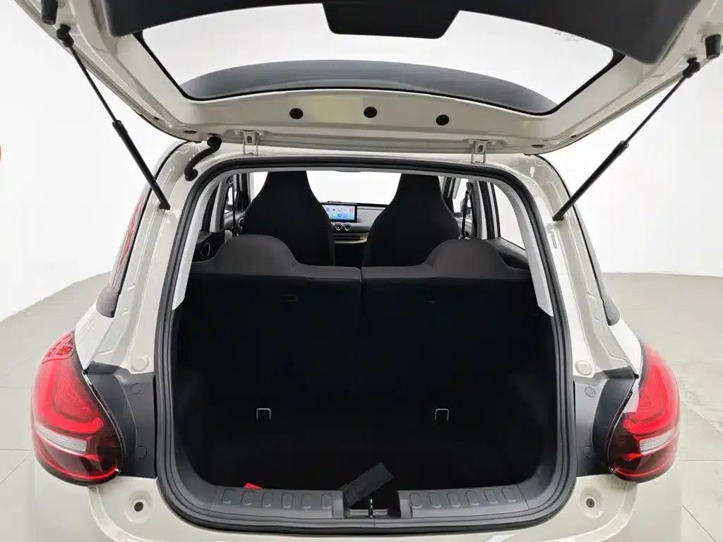 Wuling Bingo 2024 Model, 203km/h, Light Enjoyment Edition — миниатюра 16