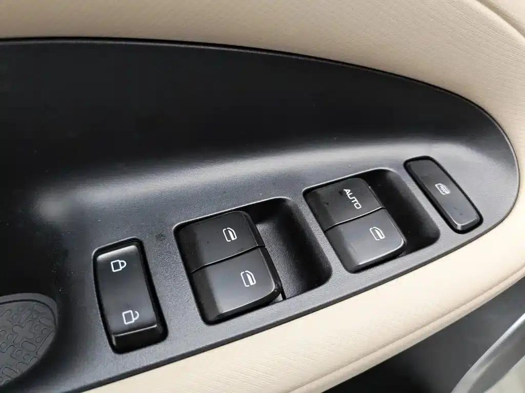 Wuling Bingo 2024 Model, 203km/h, Light Enjoyment Edition — миниатюра 9