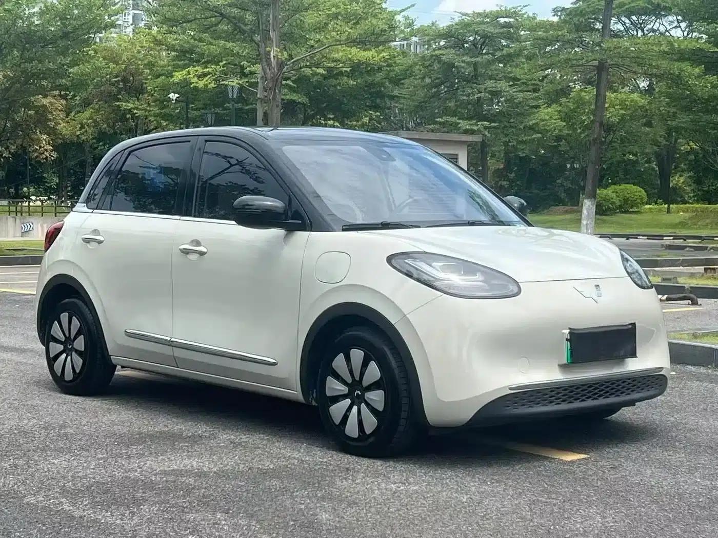 Wuling Bingo 2023 Model, 333km Range, Lingxi Connected Edition — миниатюра 3