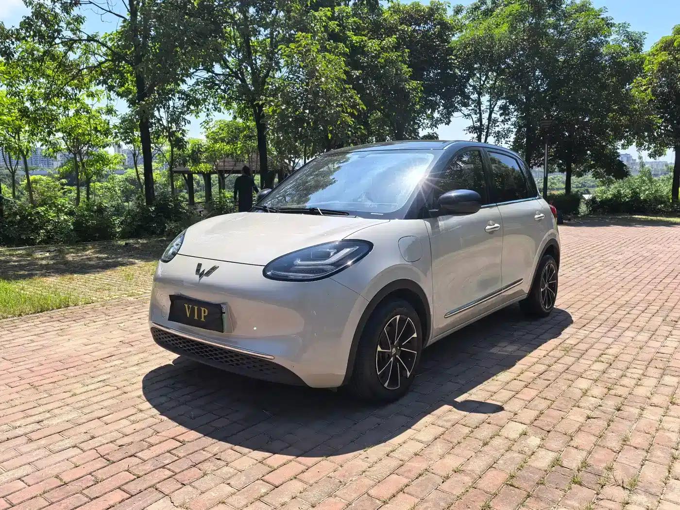 Wuling Bingo 2024 Model, 333km Range, Lingxi Connected Edition — миниатюра 1