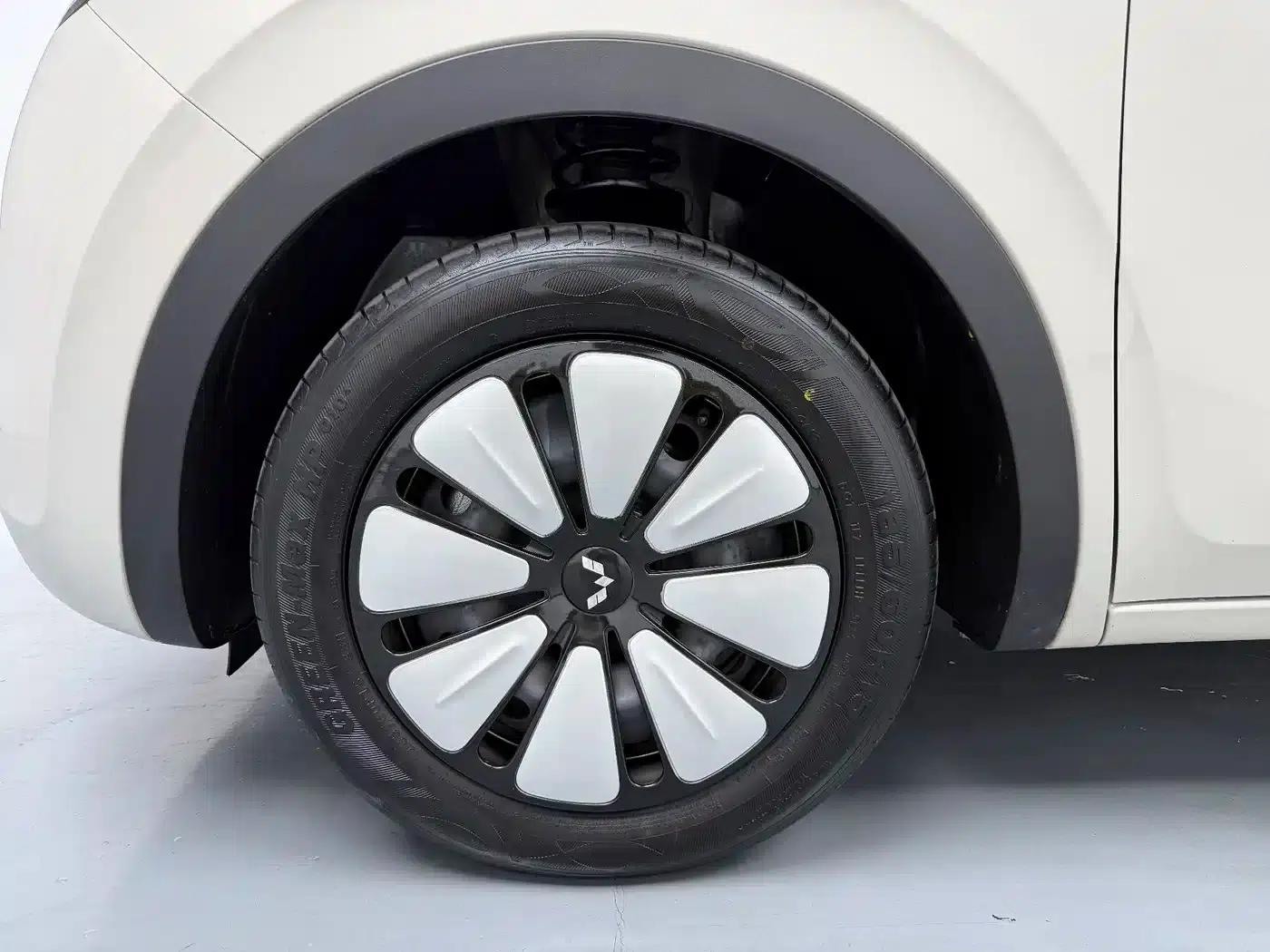 Wuling Bingo 2024 Model, 203km/h, Light Enjoyment Edition — миниатюра 2