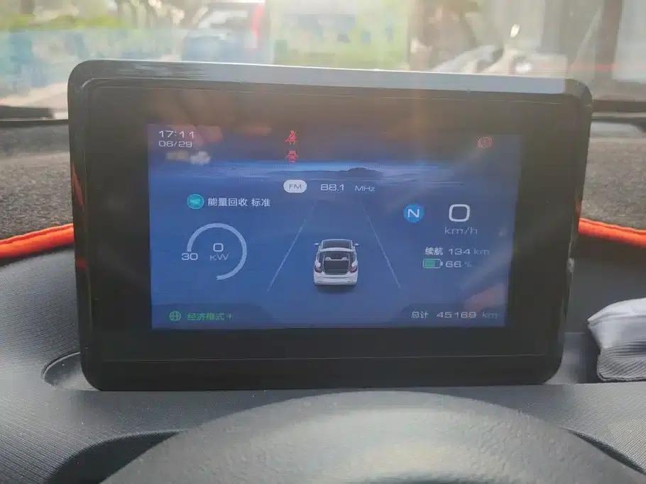 Wuling Bingo 2023 Model, 203km/h, Light Enjoyment Edition — миниатюра 14