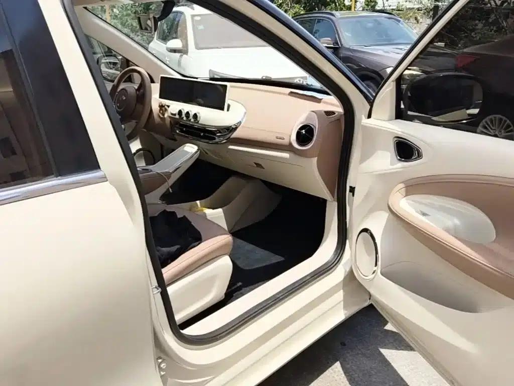 Wuling Bingo 2025 Model, 333km Range, Lingxi Connected Edition — миниатюра 11