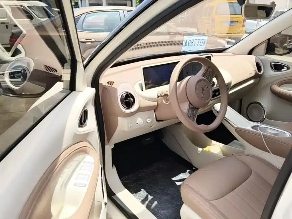 Wuling Bingo 2025 Model, 333km Range, Lingxi Connected Edition — миниатюра 23