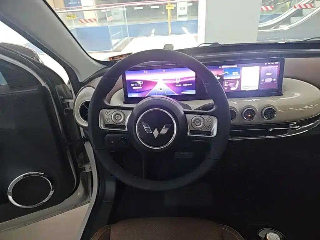 Wuling Bingo 2023 Model, 333km Range, Lingxi Connected Edition — миниатюра 11
