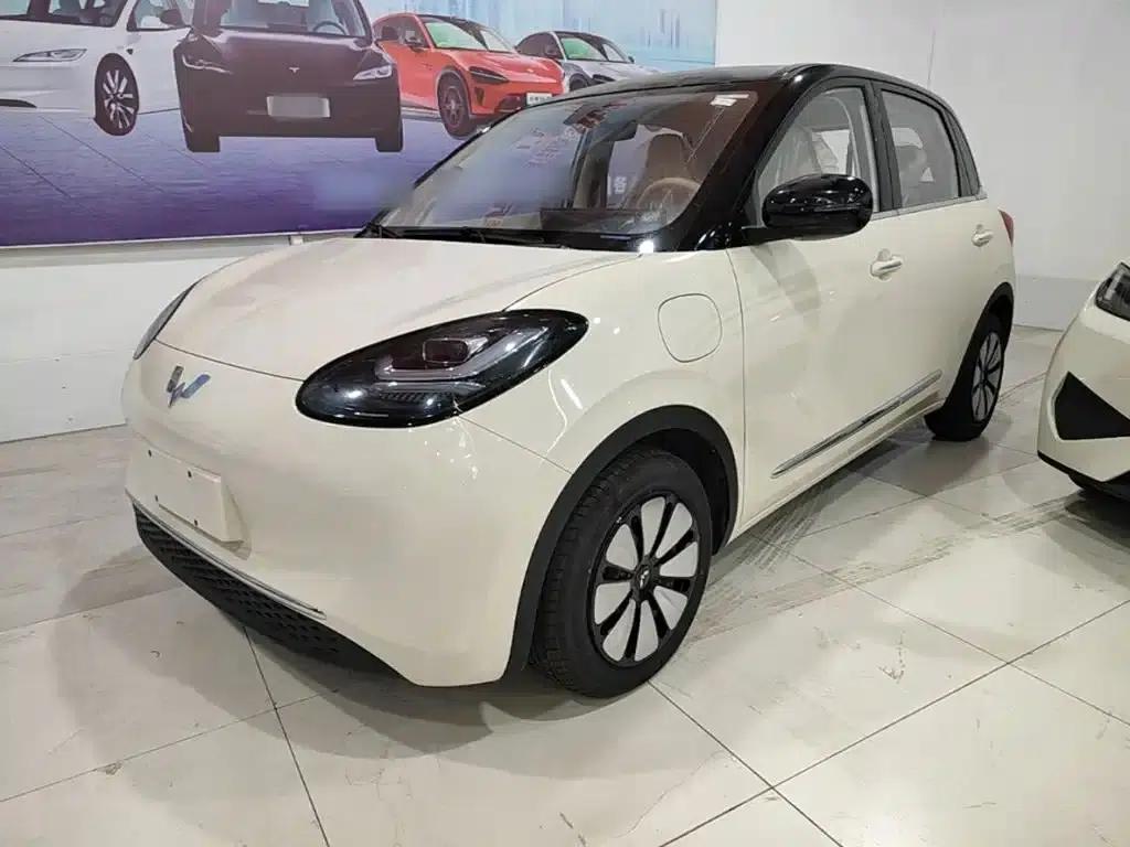 Wuling Bingo 2025 Model, 333km Range, Enjoy Edition — миниатюра 2