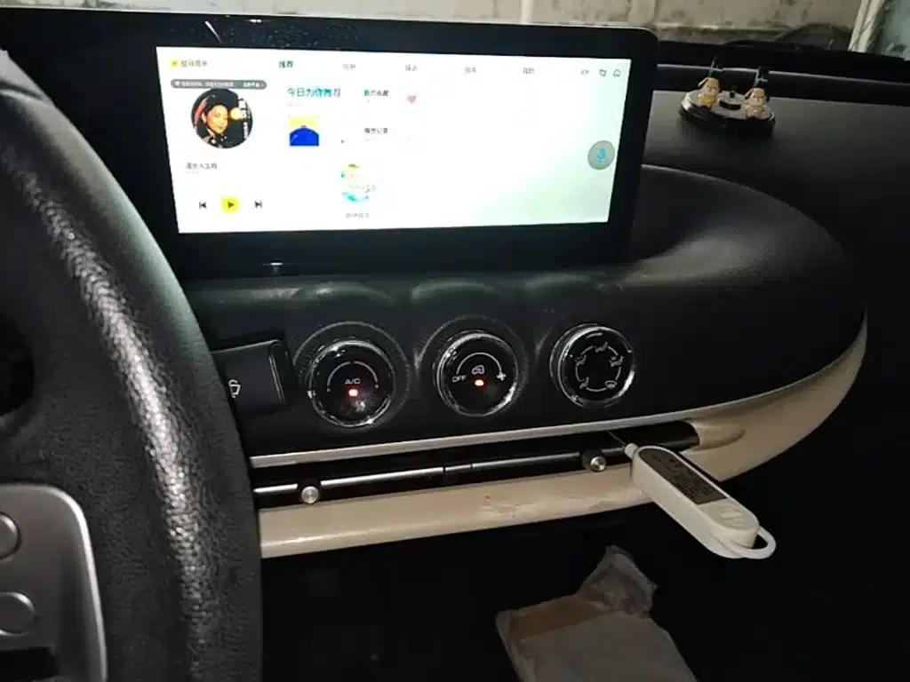 Wuling Bingo 2023 Model, 333km/h, Fast Enjoyment Edition — миниатюра 13