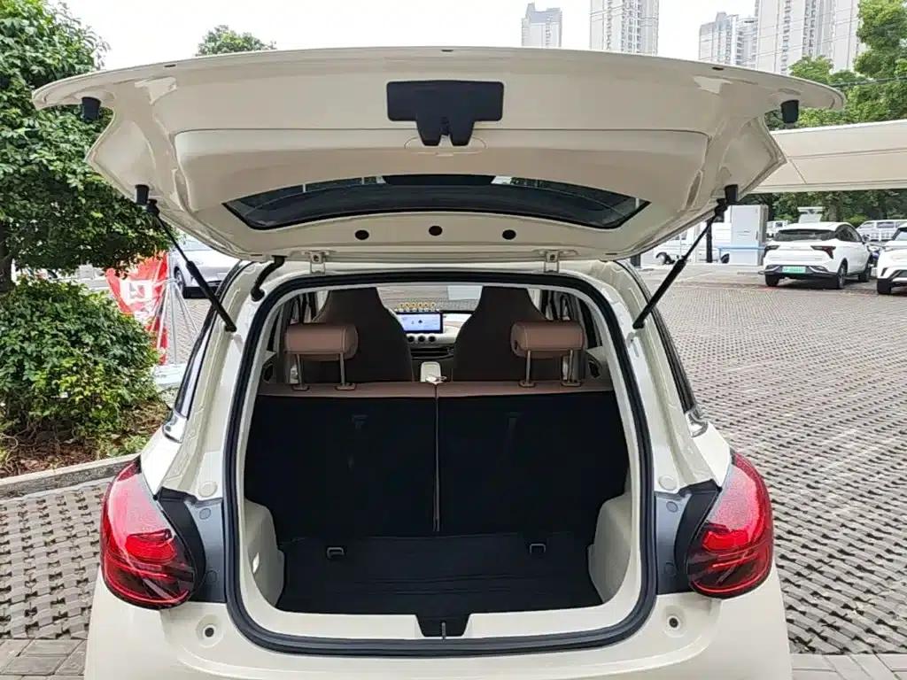 Wuling Bingo 2025 Model, 333km Range, Lingxi Connected Edition — миниатюра 19