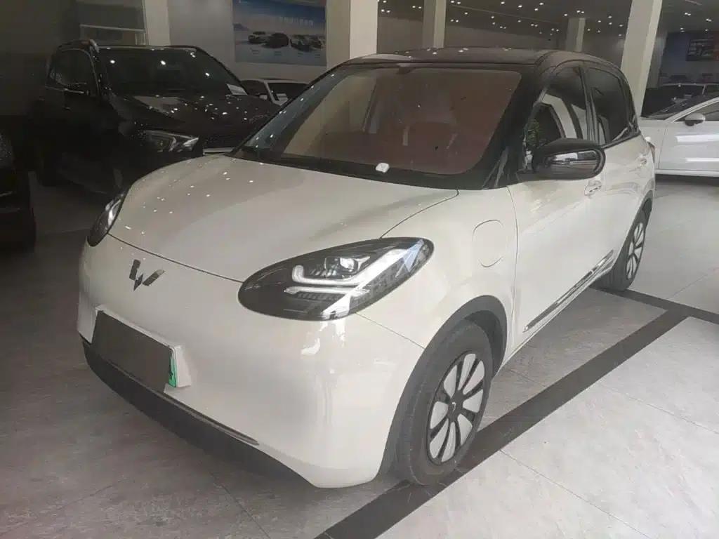 Wuling Bingo 2024 Model, 333km Range, Lingxi Connected Edition — миниатюра 1