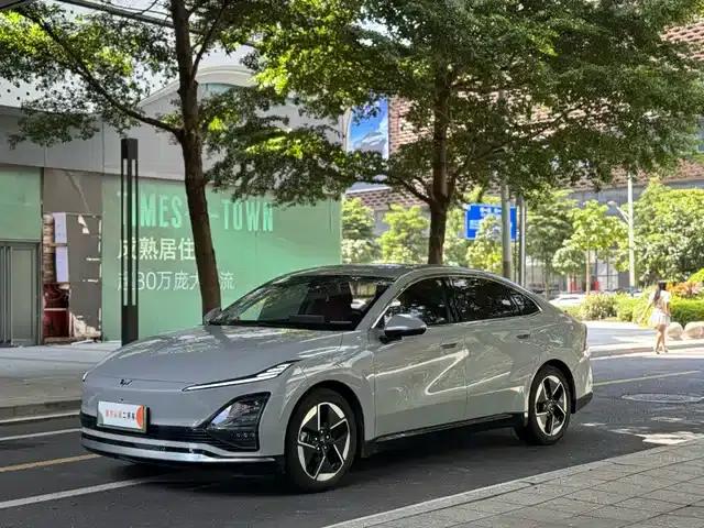 Wuling Xingguang 2024 Co-creation Edition 510 Advanced Model