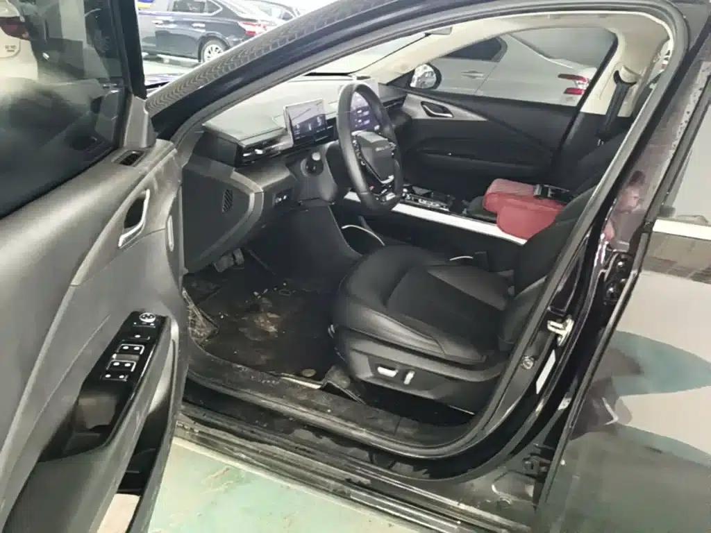 Wuling Xingguang 2023 Model 150 Advanced Edition — миниатюра 16