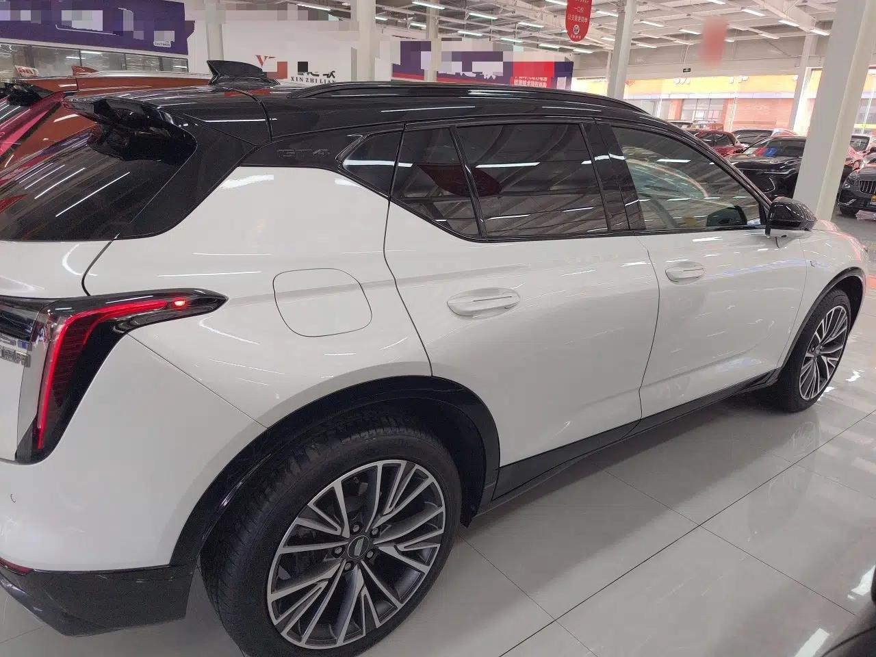 Cadillac GT4 2023 25T Prestige Version — миниатюра 7
