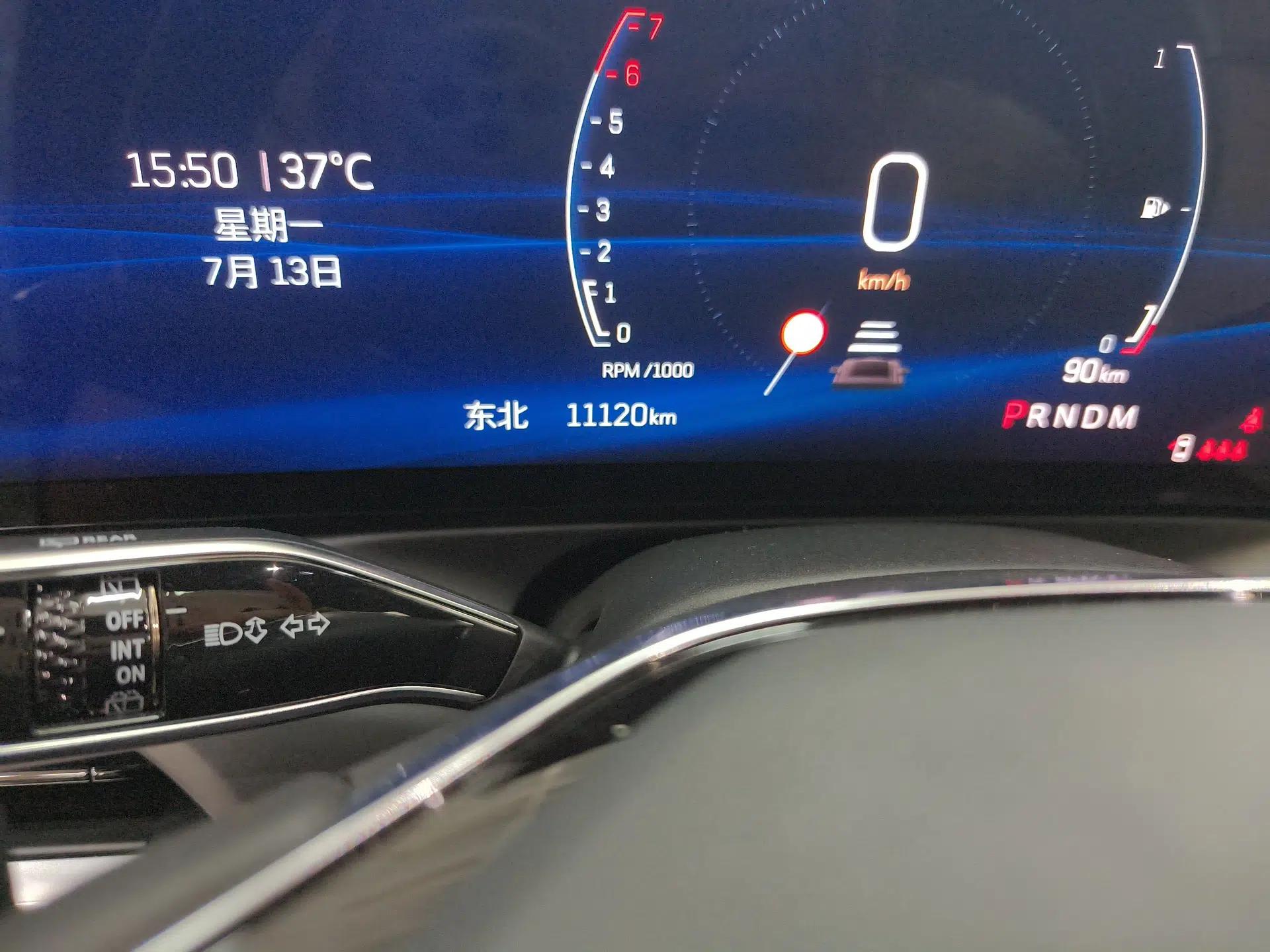 Cadillac GT4 2023 25T Prestige Version — миниатюра 9