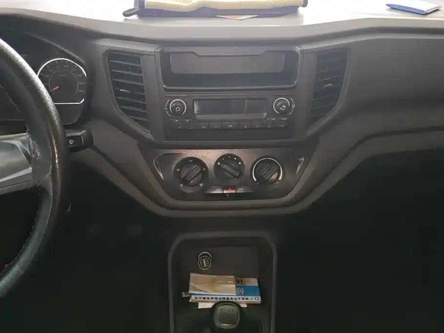 Wuling Hongguang V 2022 1.5L Jinqu Edition Electric Power Assist LAR — миниатюра 13