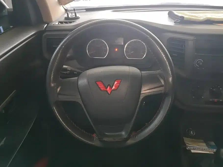 Wuling Hongguang V 2022 1.5L Jinqu Edition Electric Power Assist LAR — миниатюра 15