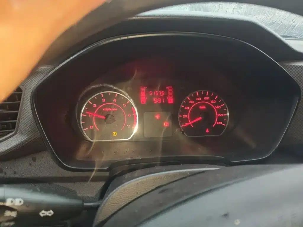 Wuling Hongguang V 2022 1.5L Sporty Edition with Hydraulic Power Steering (LAR) — миниатюра 3
