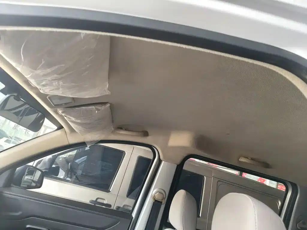 Wuling Hongguang V 2022 1.5L Sporty Edition with Hydraulic Power Steering (LAR) — миниатюра 8