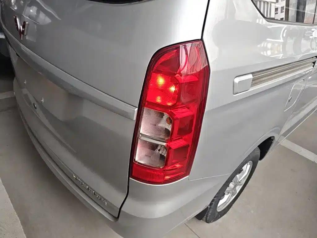 Wuling Hongguang V 2022 1.5L Enjoy Edition Electric Power Assist LAR — миниатюра 8