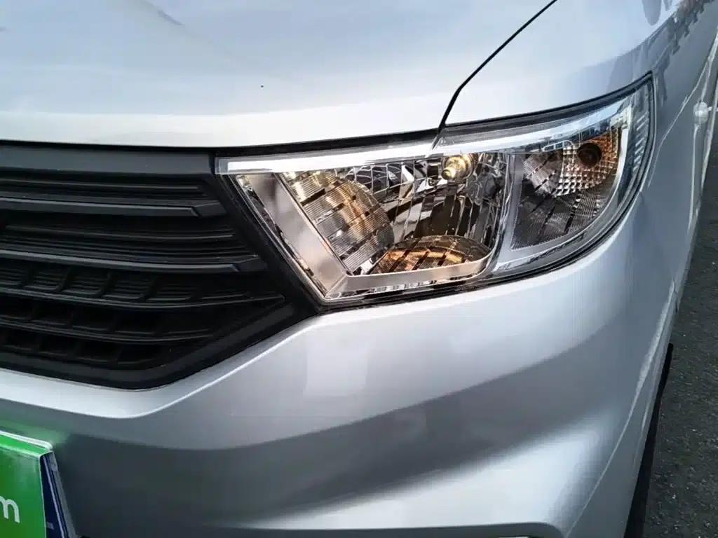 Wuling Hongguang V 2022 1.5L Jinqu Edition Electric Power Assist LAR — миниатюра 24