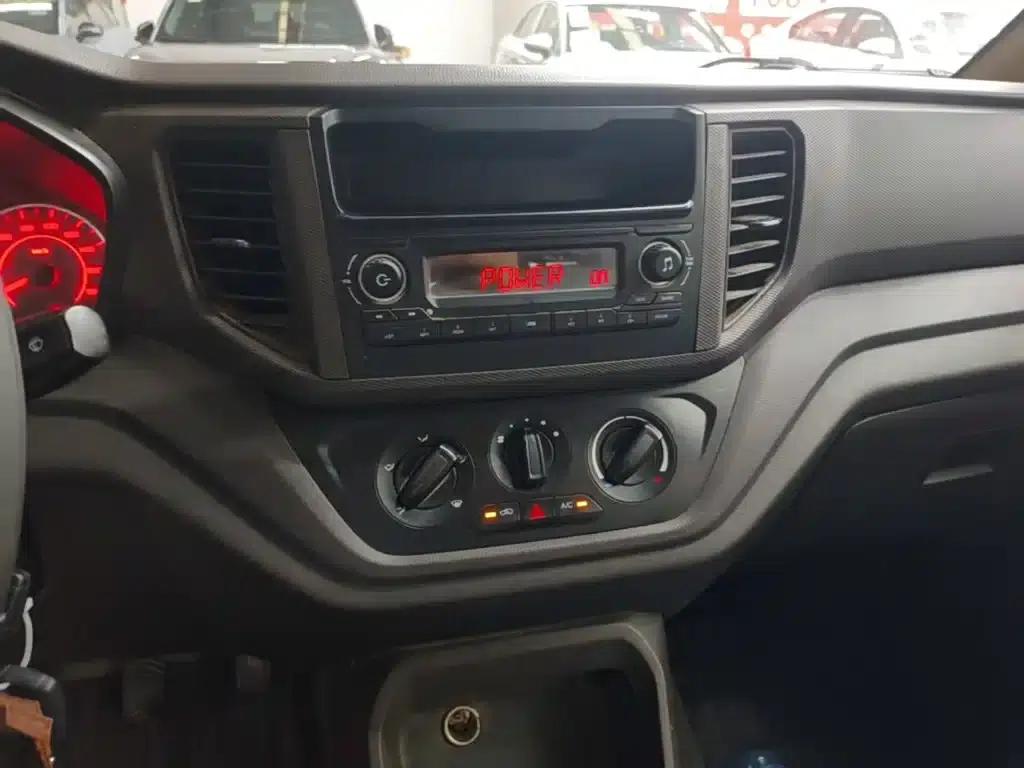 Wuling Hongguang V 2022 1.5L Sporty Edition with Hydraulic Power Steering (LAR) — миниатюра 13