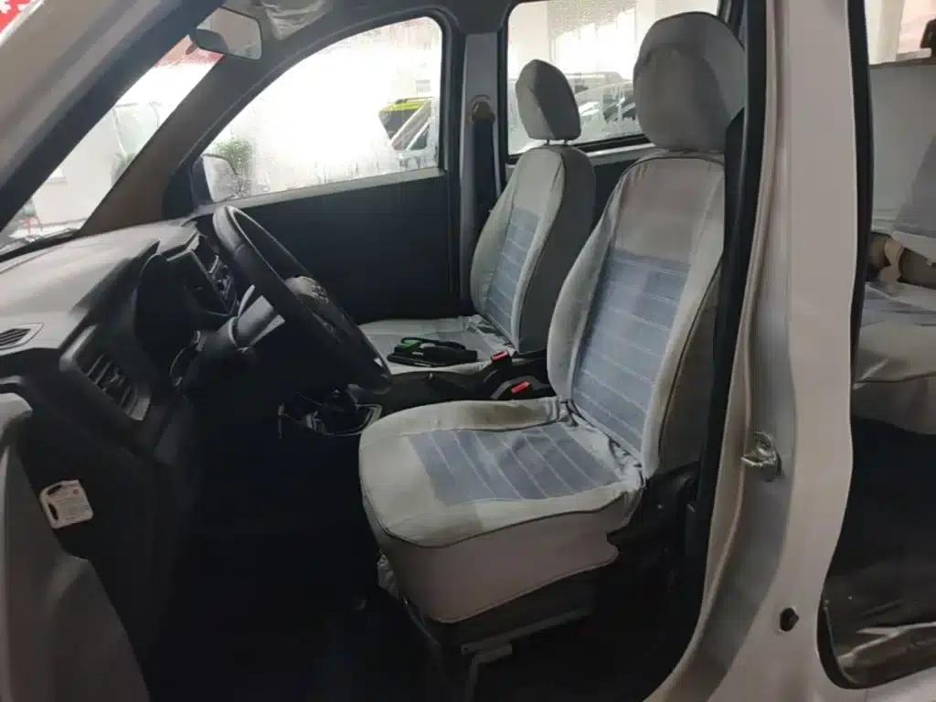 Wuling Hongguang V 2022 1.5L Sporty Edition with Hydraulic Power Steering (LAR) — миниатюра 15