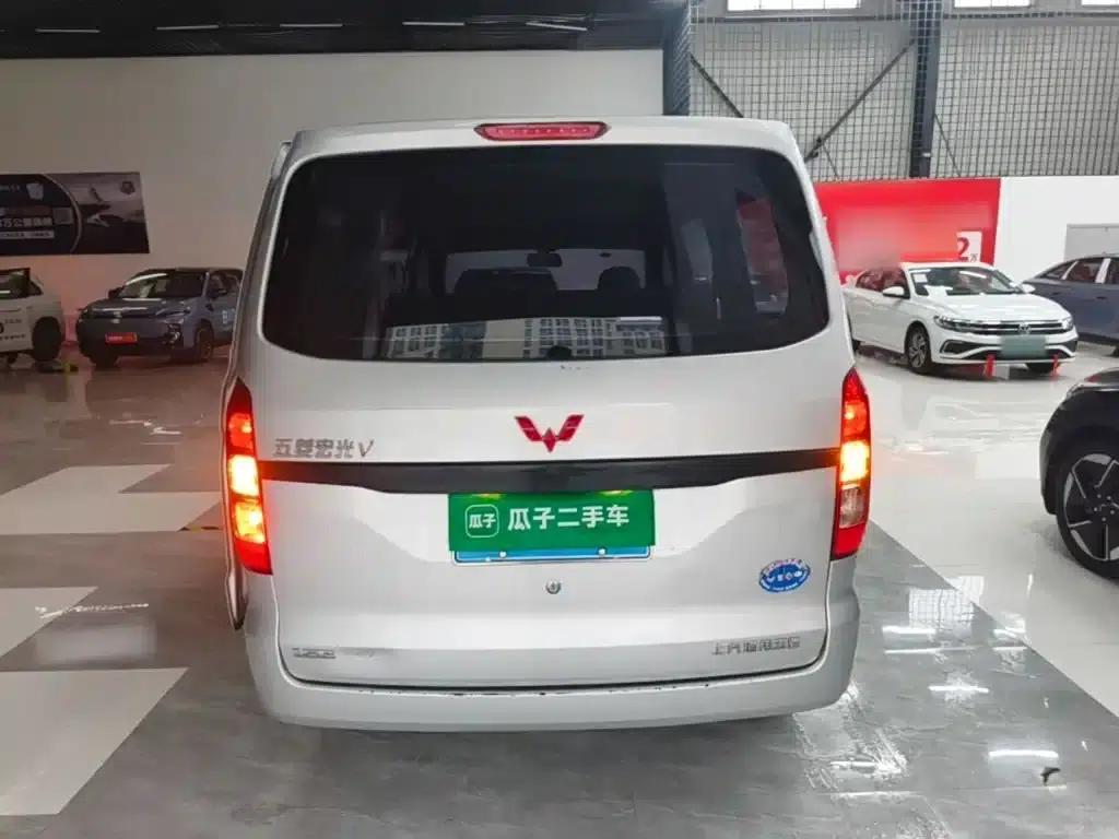 Wuling Hongguang V 2022 1.5L Sporty Edition with Hydraulic Power Steering (LAR) — миниатюра 6