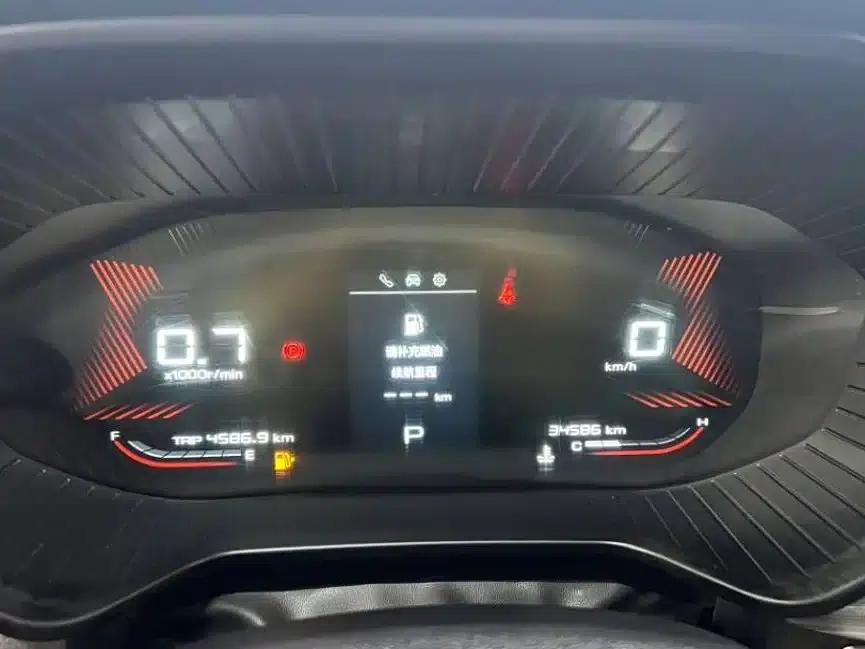 Wuling Xingchen 2021 1.5T CVT Star Edition — миниатюра 12