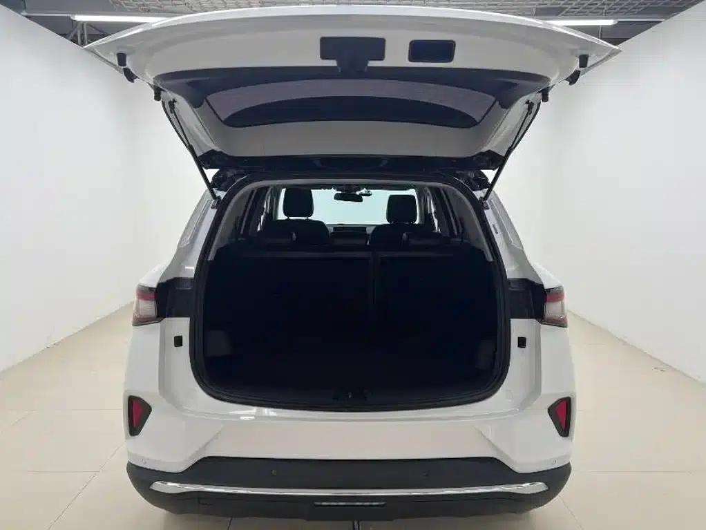 Wuling Xingchen 2021 1.5T CVT Star Edition — миниатюра 8