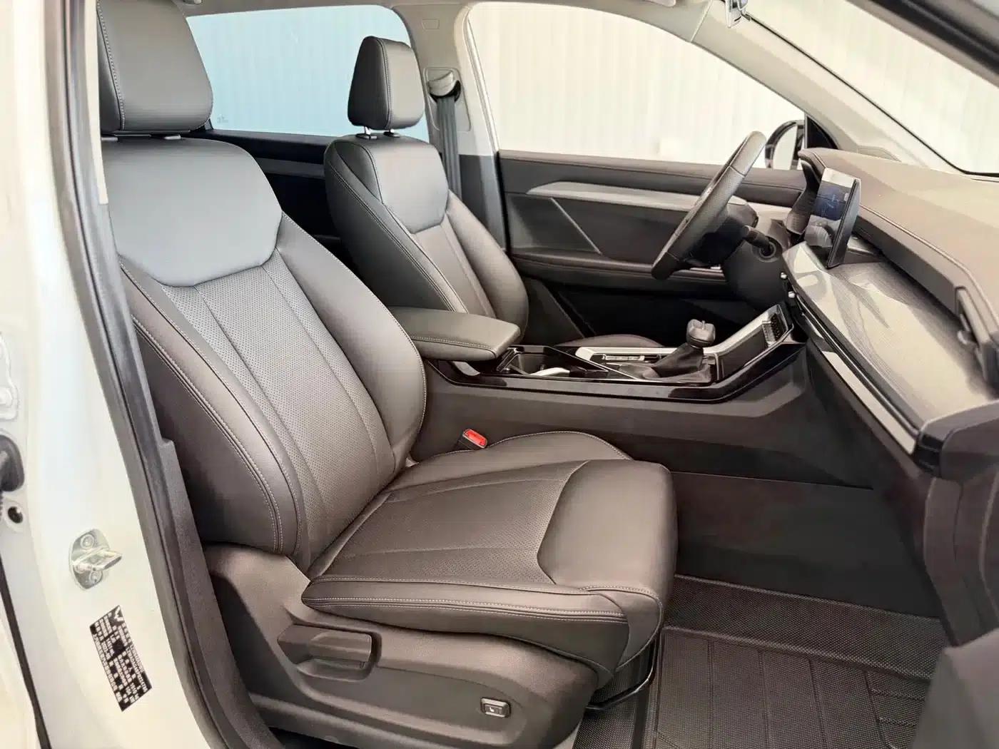 Wuling Xingchen 2021 1.5T CVT Star Edition — миниатюра 17