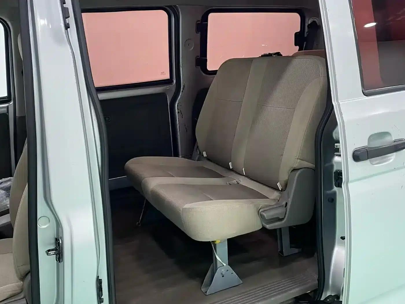Wuling Rongguang V 2016 1.5L Practical Edition — миниатюра 5