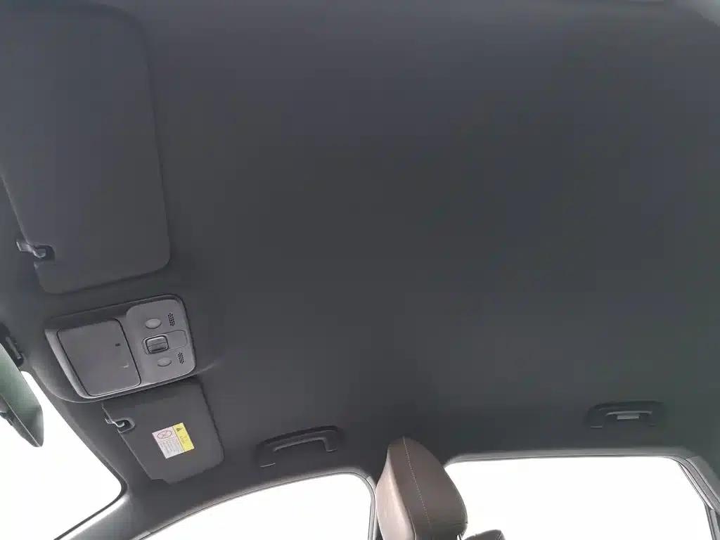 Wuling Xingguang S 2024 Model 130km Navigator Edition — миниатюра 14