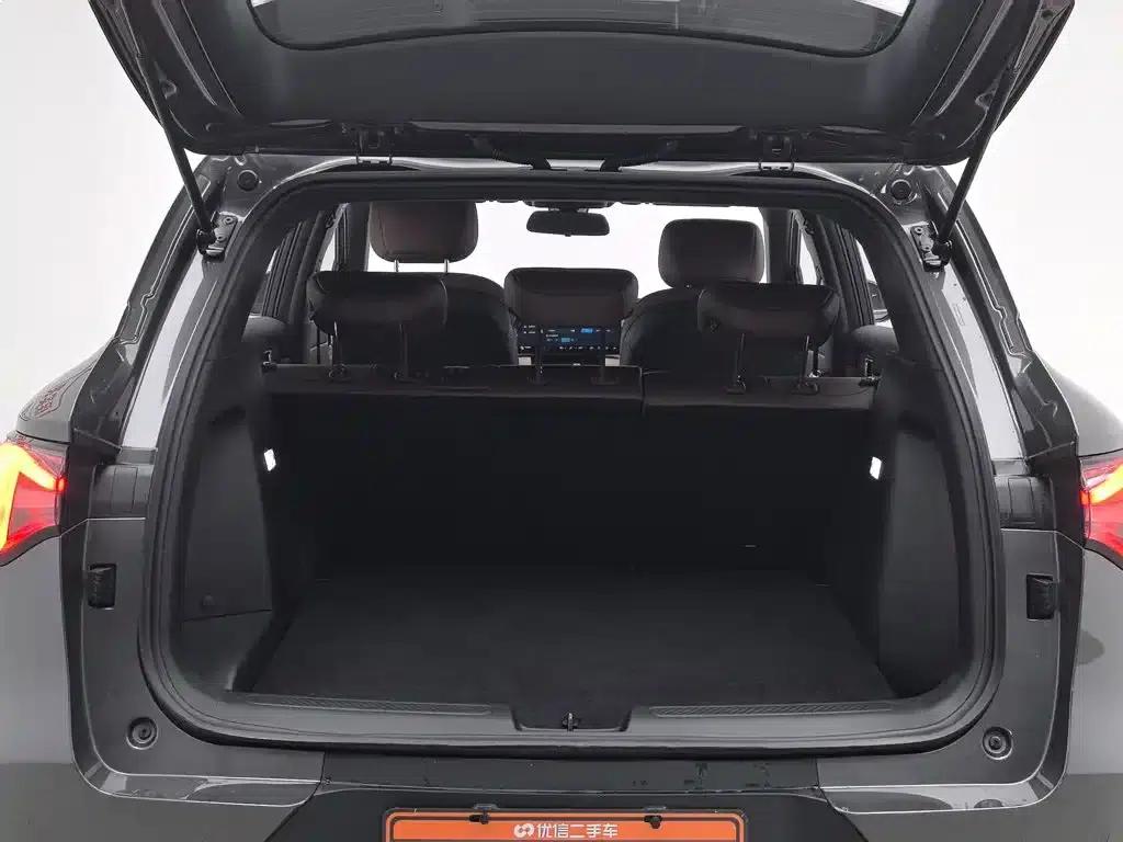 Wuling Xingguang S 2024 Model 130km Navigator Edition — миниатюра 16