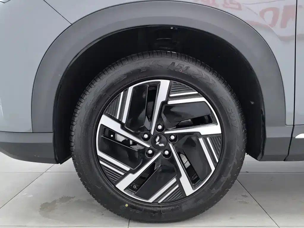 Wuling Xingguang S 2024 Model 130km Navigator Edition — миниатюра 17