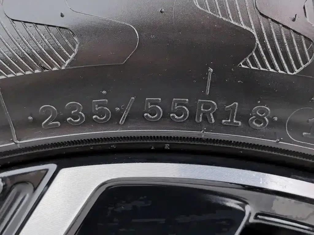 Wuling Xingguang S 2024 Model 130km Navigator Edition — миниатюра 24
