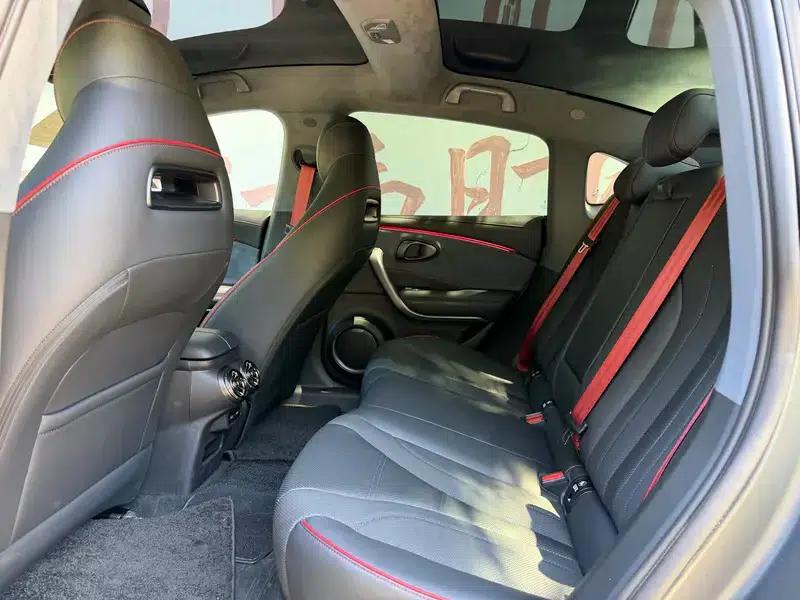 ORA Lightning Cat 2024 Model 555km Luxury Edition — миниатюра 13