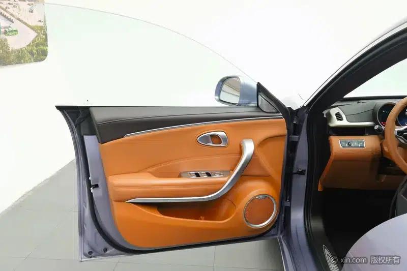 ORA Lightning Cat 2022 555km Premium Edition — миниатюра 22