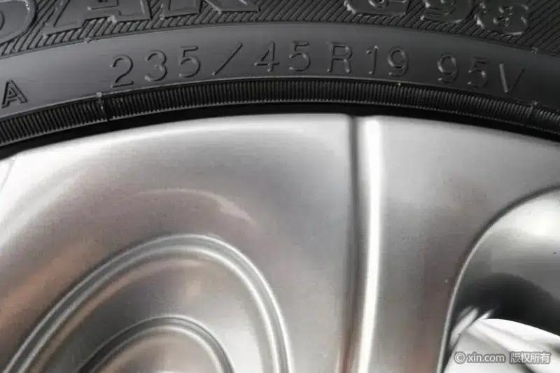 ORA Lightning Cat 2022 555km Premium Edition — миниатюра 9