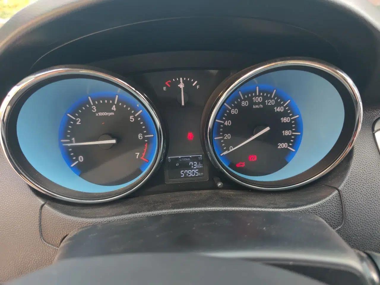 Cowin C3 2015 1.5L Manual Blue Diamond Model — миниатюра 11