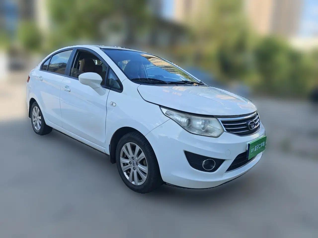 Cowin C3 2015 1.5L Manual Blue Diamond Model — миниатюра 3