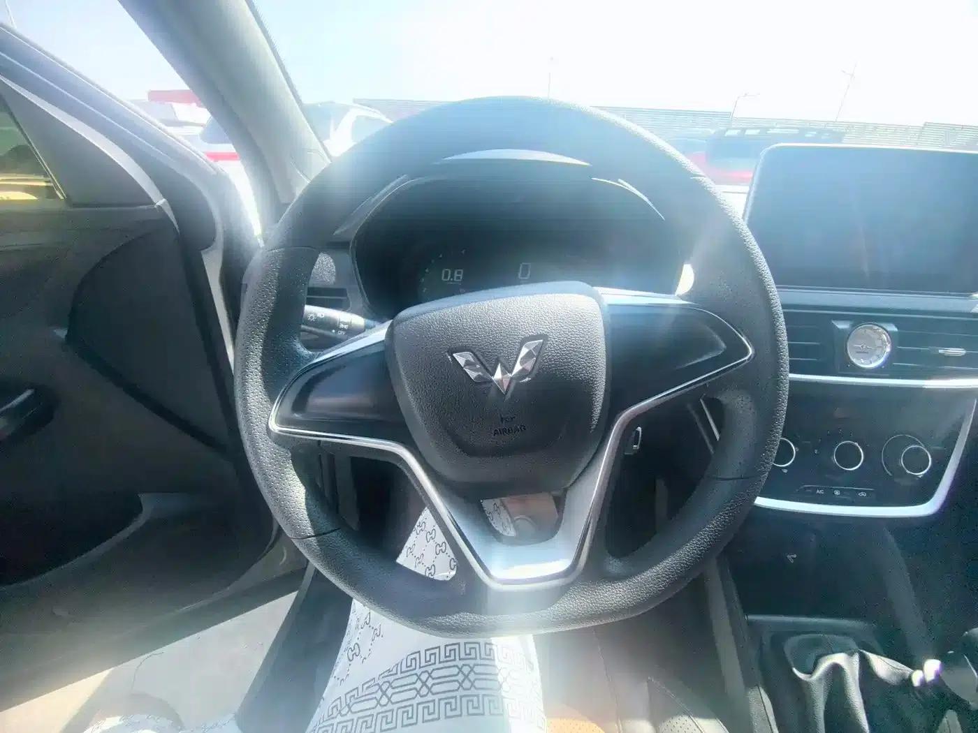 Wuling Hongguang S3 2018 1.5L Manual Comfort Model (National V Emission Standard) — миниатюра 12