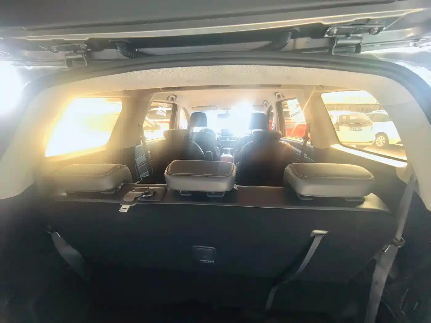 Wuling Hongguang S3 2018 1.5L Manual Comfort Model (National V Emission Standard) — миниатюра 26