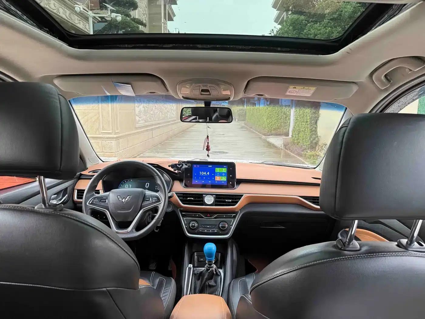 Wuling Hongguang S3 2018 1.5T Manual Deluxe Edition (National V Emission Standard) — миниатюра 5