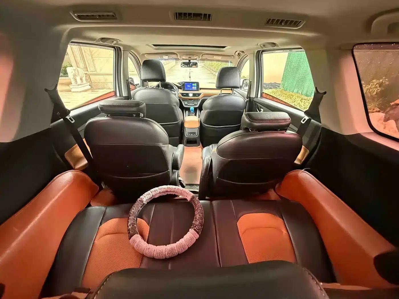 Wuling Hongguang S3 2018 1.5T Manual Deluxe Edition (National V Emission Standard) — миниатюра 8