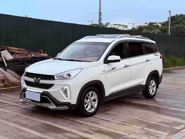 Wuling Hongguang S3 2018 1.5T Manual Deluxe Edition (National V Emission Standard)